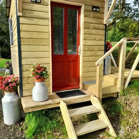 Chalet Glamping River Hut *