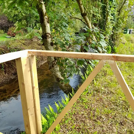 Glamping River Hut St Mullins